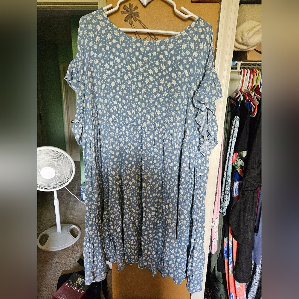 Oddy dress